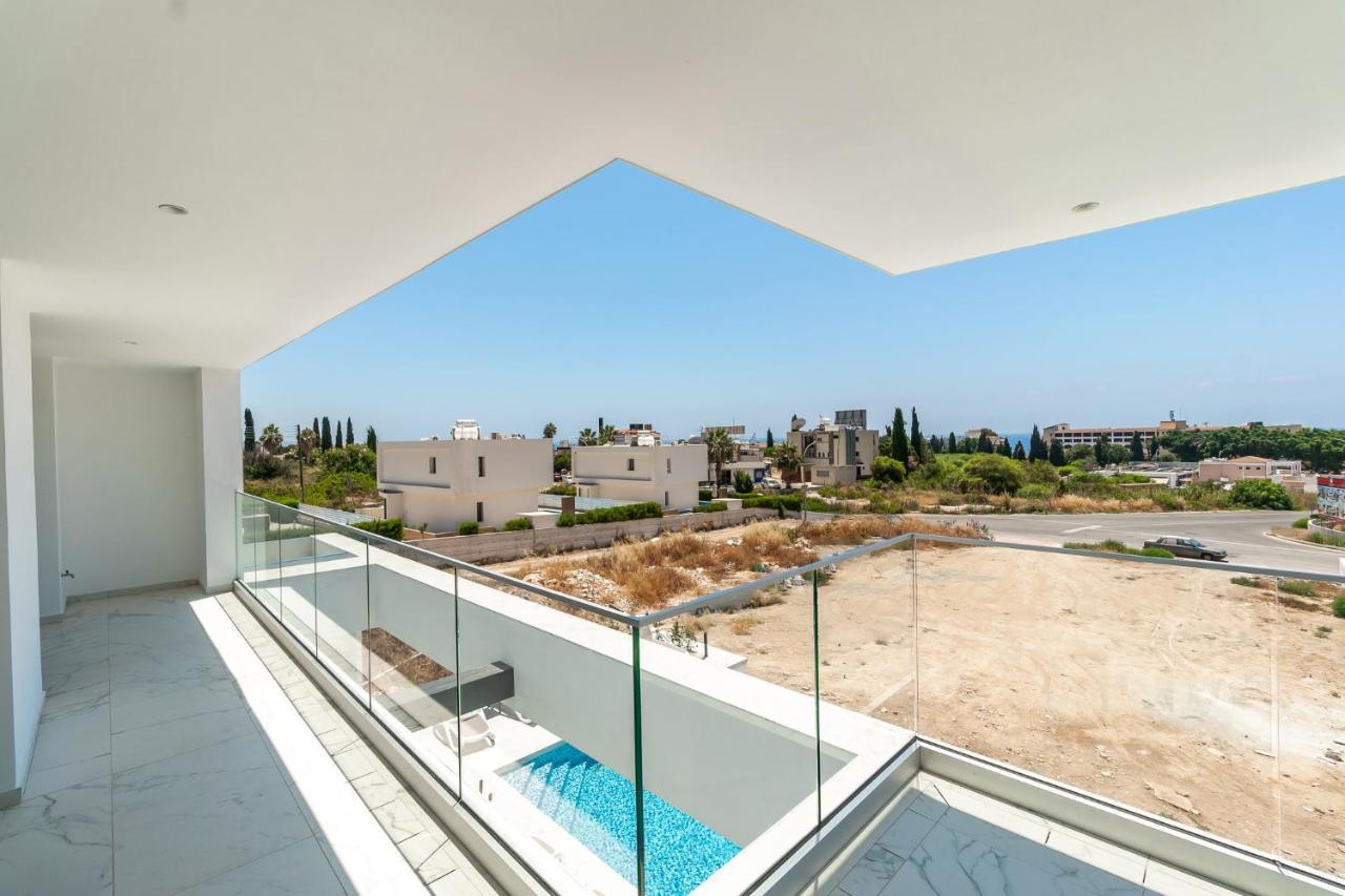 Villa Arsinoe By Ezoria Villas คอรัลเบย์ ภายนอก รูปภาพ